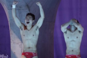 华体会体育-小弟紧张还有大哥指路 王谢组合亲密无间携手称雄
