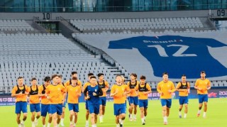 直击泰山队22人训练，主力缺席已成定局，韩鹏相信球员的能力